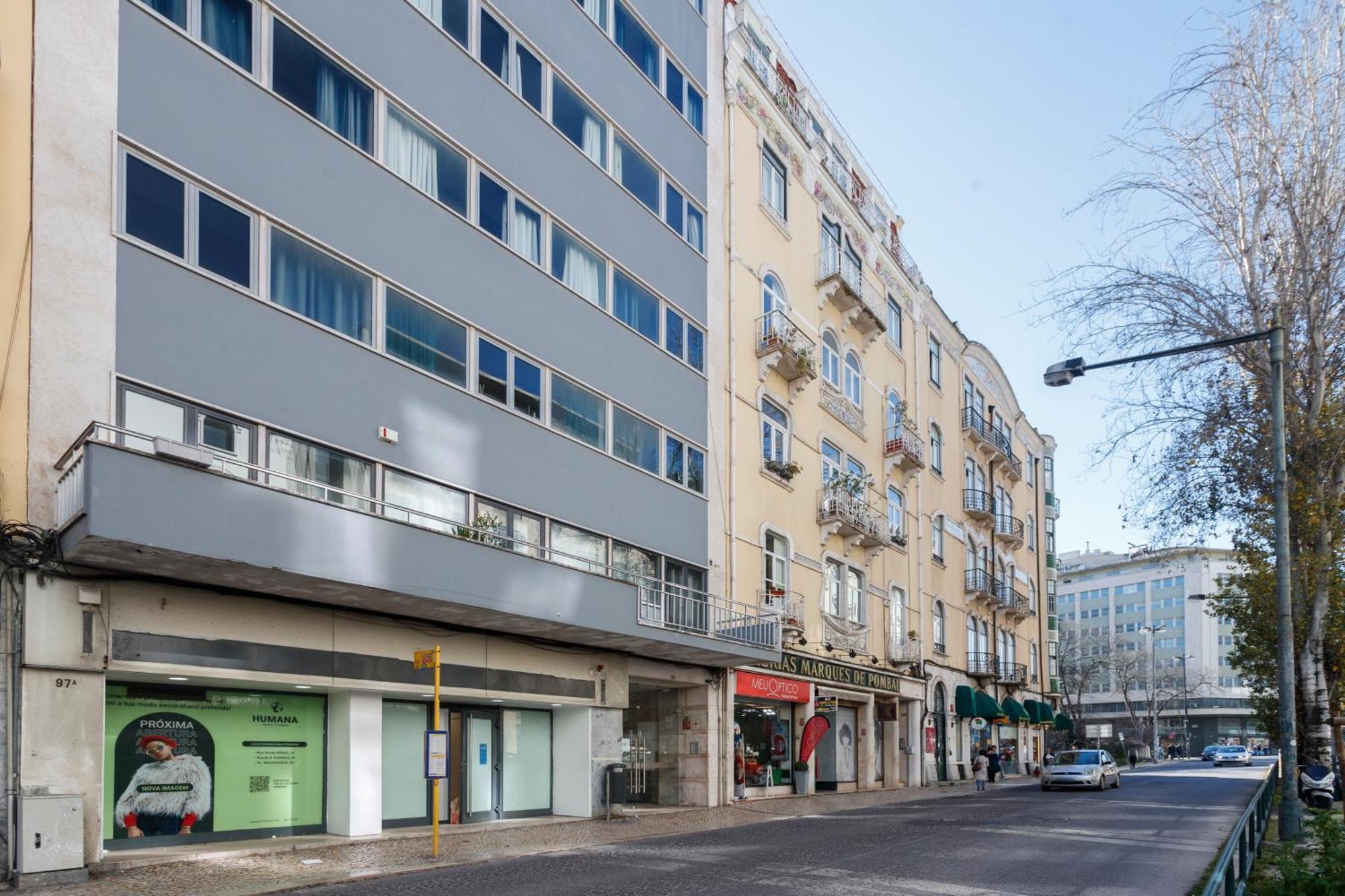 Pop The Cork In Lisbon By Misha'S Place 5B Extérieur photo